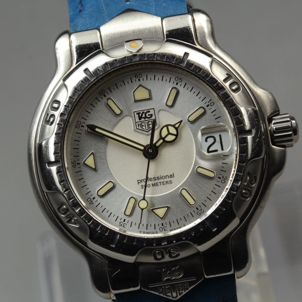 Near MINT TAG Heuer Professional 6000 WH1213-K1 Silver Quartz 36.5mm Men's Watch