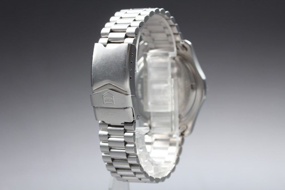 Near MINT TAG Heuer Professional 2000 WE1111-2 Silver 40mm Men's Watch