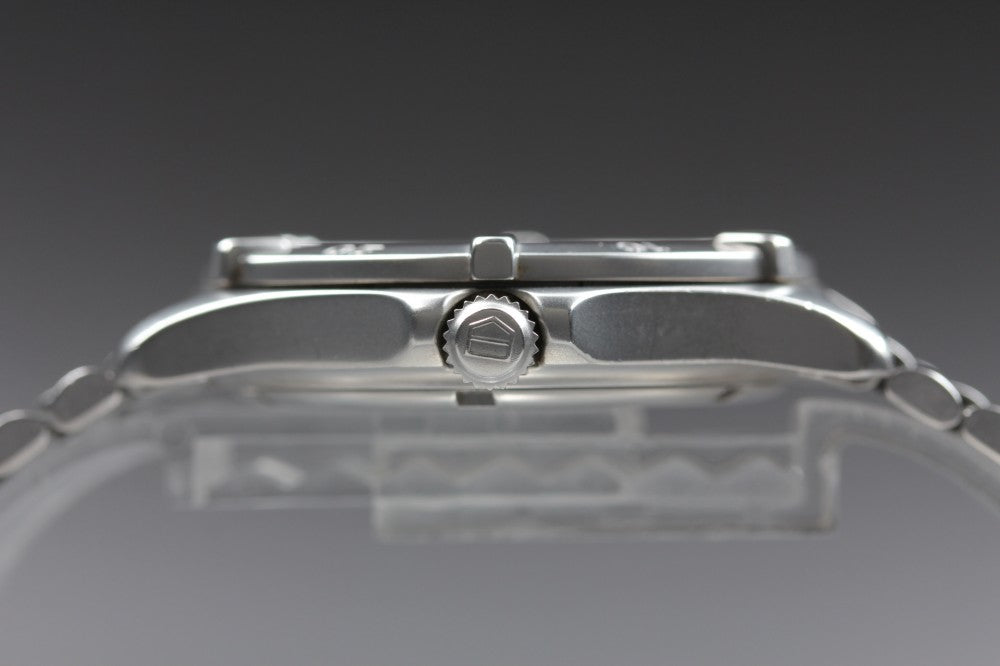 Near MINT TAG Heuer Professional 2000 WE1111-2 Silver 40mm Men's Watch