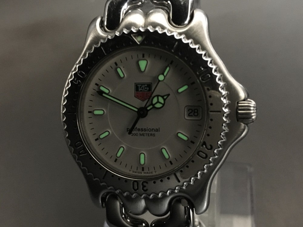 Near MINT TAG Heuer S/el WG1112-K0 White Quartz 40mm Men's Watch