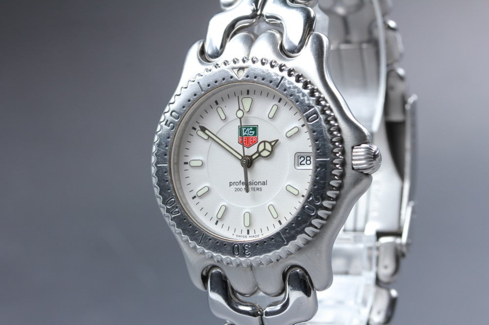 Near MINT TAG Heuer S/el WG1112-K0 White Quartz 40mm Men's Watch