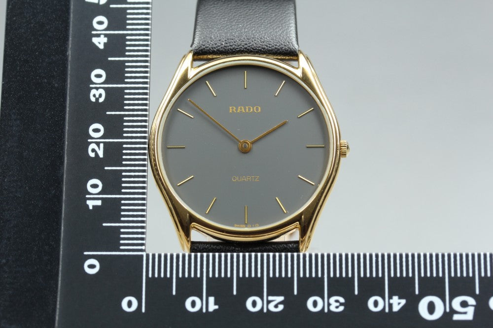 Near MINT RADO 121.5336.2 Black Quartz 33mm Men's Watch