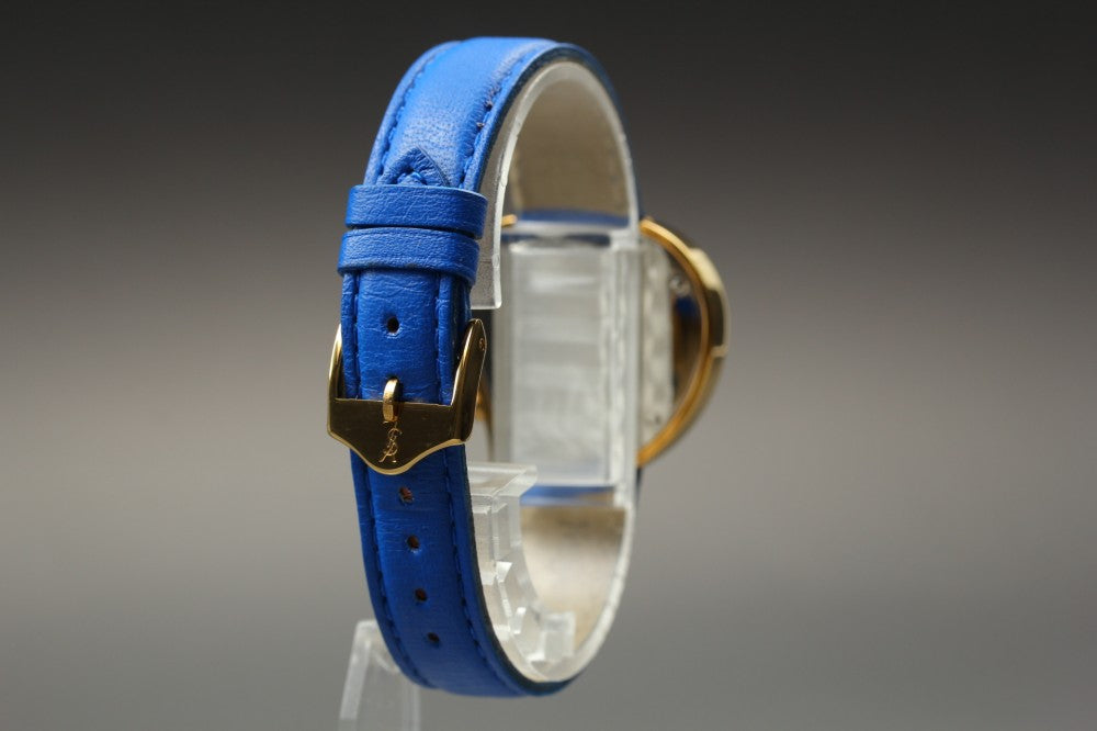 Near MINT Yves Saint Laurent 05F White Quartz 30mm Ladies Watch