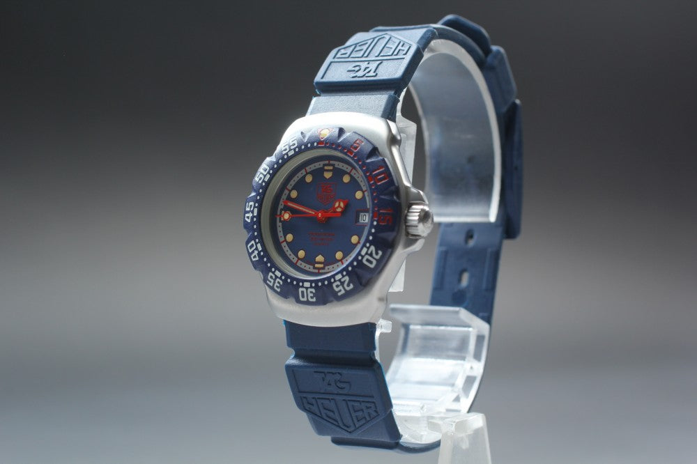 Near MINT TAG Heuer Formula 1 WA1410 Blue Quartz 30mm Ladies Watch