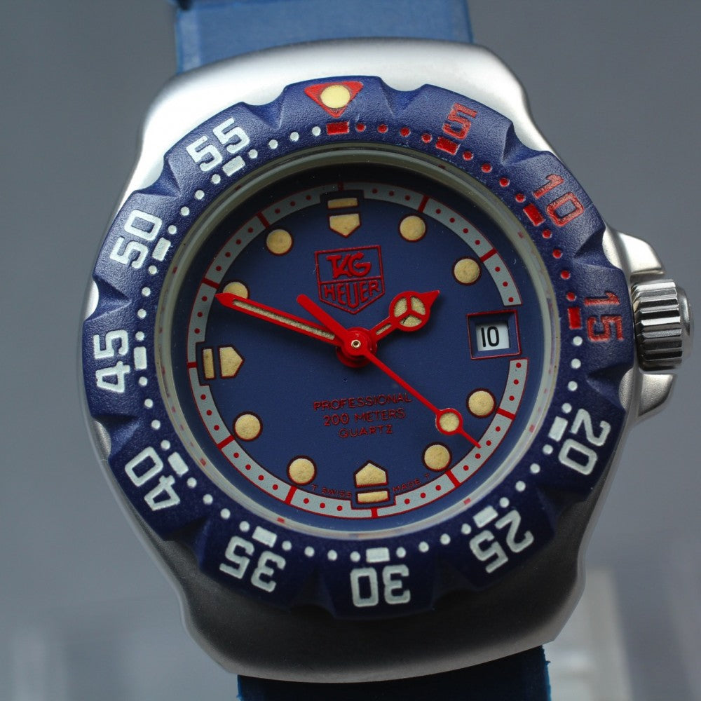 Near MINT TAG Heuer Formula 1 WA1410 Blue Quartz 30mm Ladies Watch