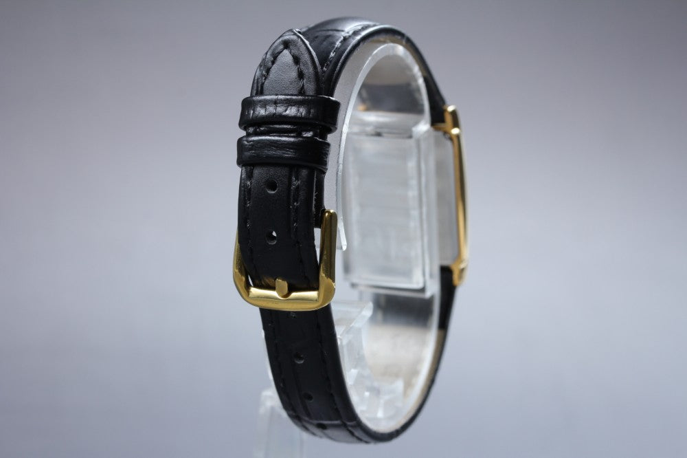 Near MINT TISSOT A222 Silver Quartz 17.5mm Ladies Watch