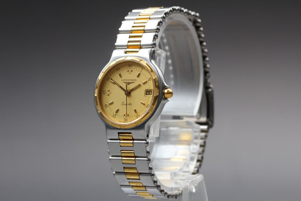 Near MINT LONGINES Conquest 152.4937 Gold Quartz 24mm Ladies Watch