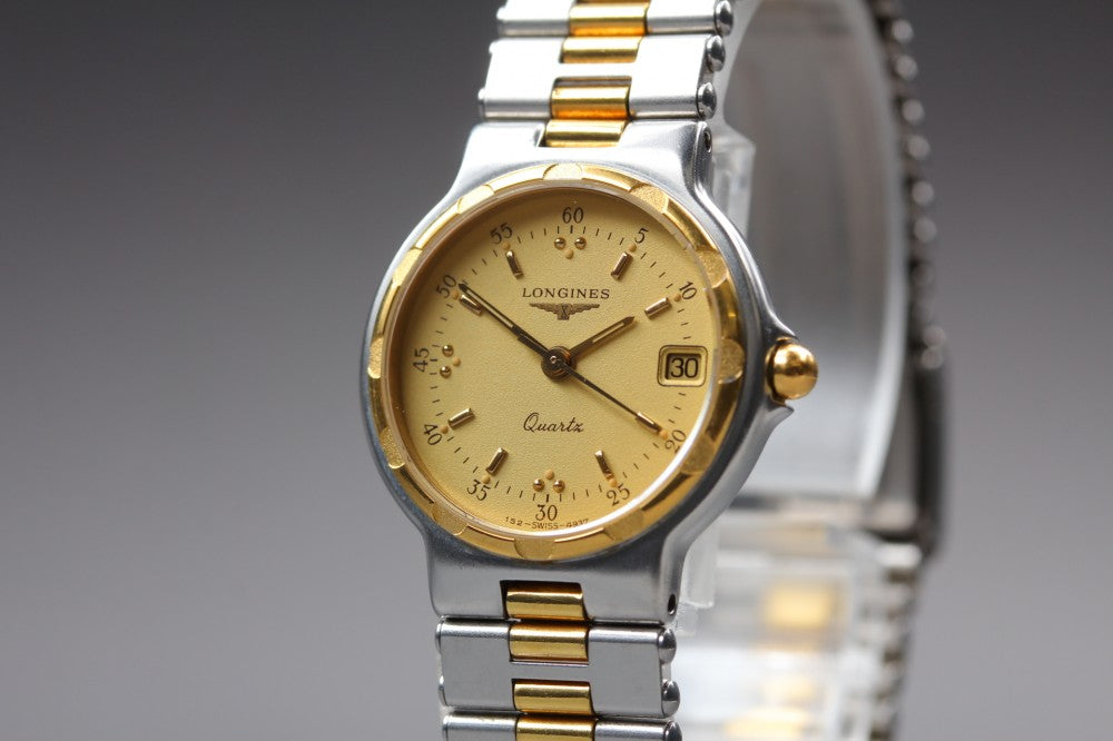 Near MINT LONGINES Conquest 152.4937 Gold Quartz 24mm Ladies Watch