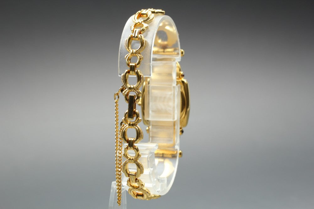 Near MINT GUCCI 6300L Gold Quartz 21.6mm Ladies Watch