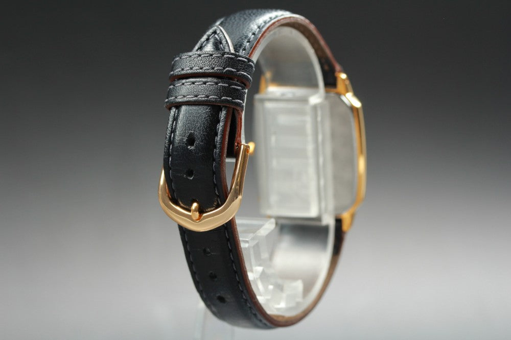 Near MINT SEIKO Dolce 8J41-5000 Gold Quartz 27mm Men's Watch 2000