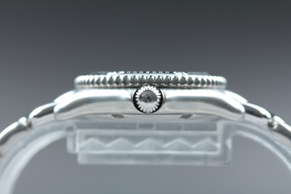 Near MINT TAG Heuer S/el S99.015 Silver Quartz 28mm Ladies Watch