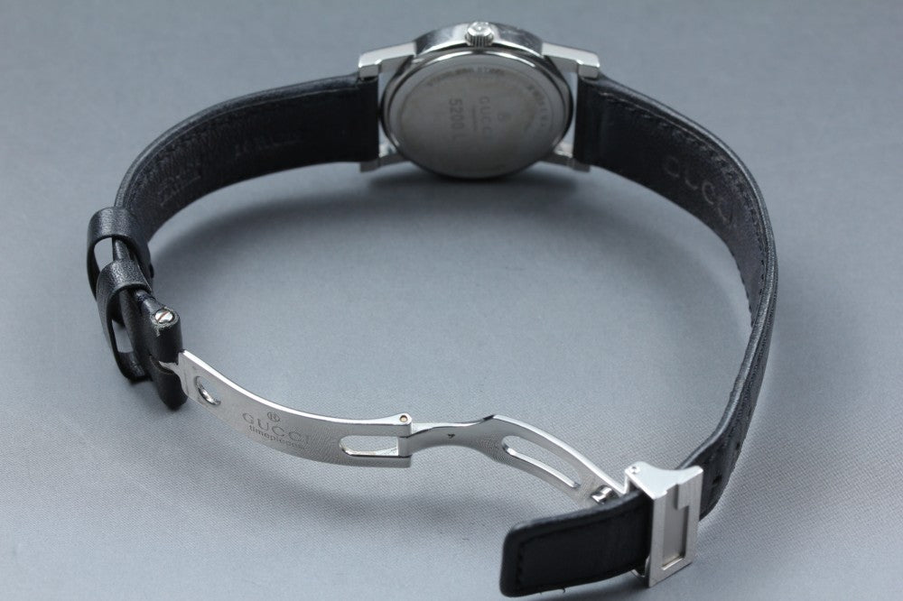 Near MINT GUCCI 5200L Quartz 27mm Ladies Watch