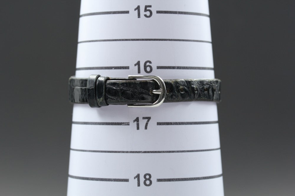 Near MINT SEIKO Credor 2F70-0300 Silver Quartz 23.4mm Ladies Watch
