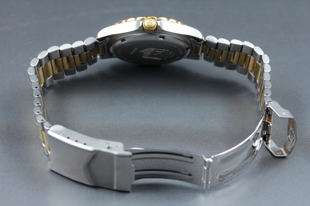 Near MINT TAG Heuer 2000 Professional 974.013R Gold Quartz 36.0mm Men's Watch