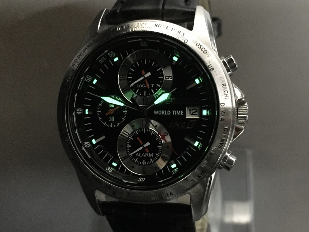 SEIKO World Time 5T82-0AH0 Black Quartz 38mm Men's Watch