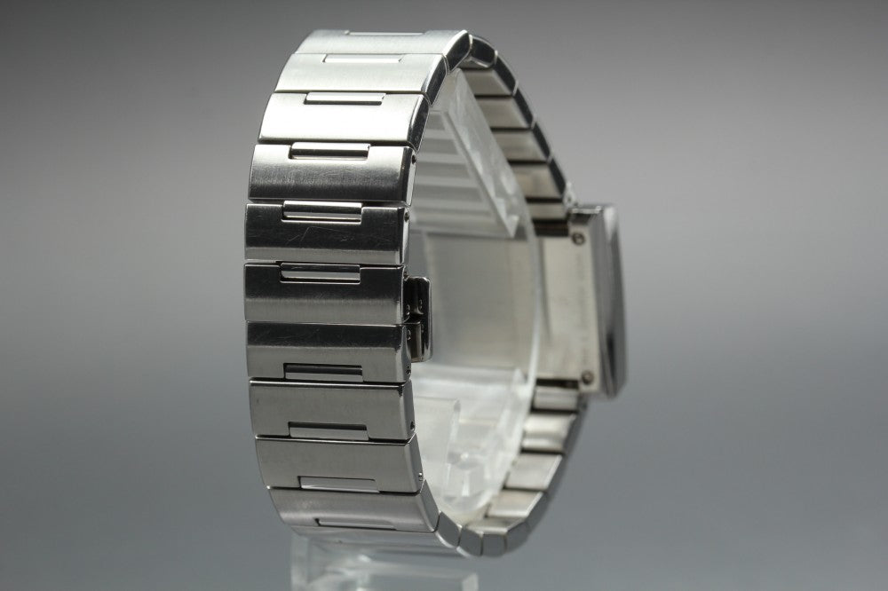 GUCCI 100L Silver Quartz 30.6mm Ladies Watch
