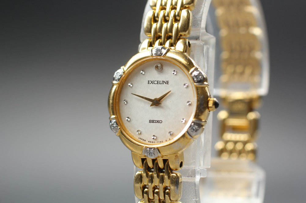 Near MINT SEIKO Exceline 4N20-0640 Silver Quartz 21.3mm Ladies Watch 1994