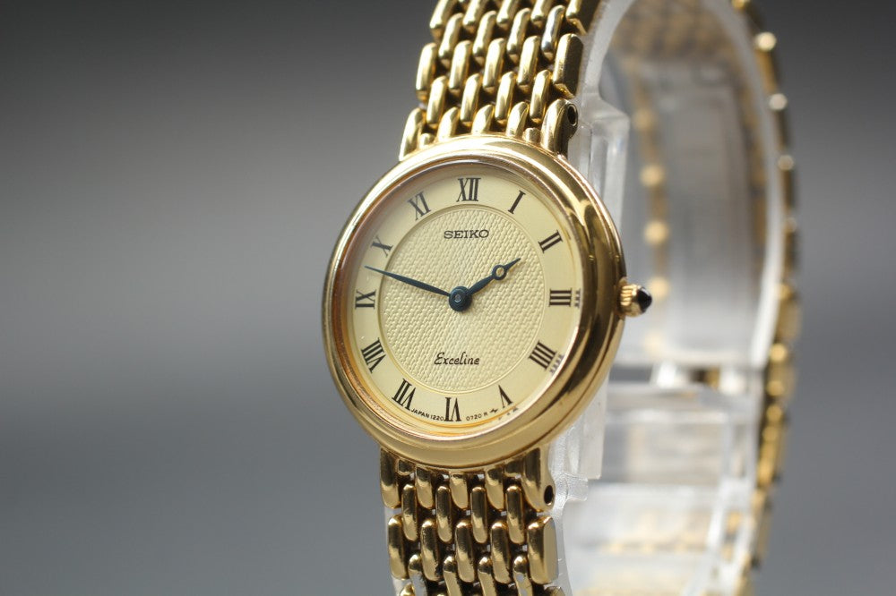 Near MINT SEIKO Exceline 1220-0100 Gold Quartz 23mm Ladies Watch 1988