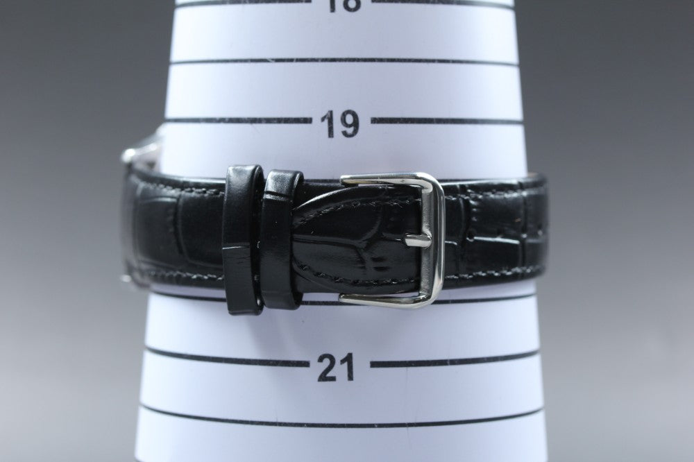Near MINT HAMILTON Khaki H776121 Silver Quartz 44mm Men's Watch
