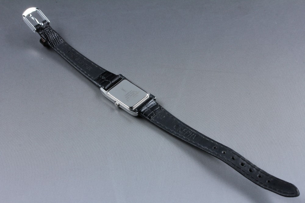 Near MINT YVES SAINT LAURENT 5420-H01067 White Quartz 17.4mm Ladies Watch