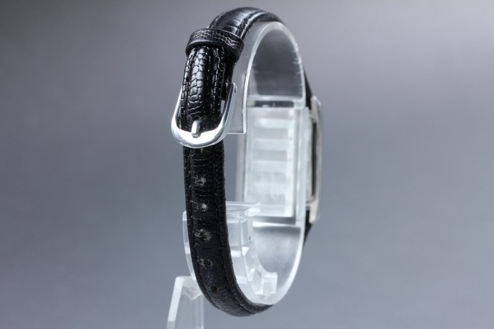 Near MINT YVES SAINT LAURENT 5420-H01067 White Quartz 17.4mm Ladies Watch