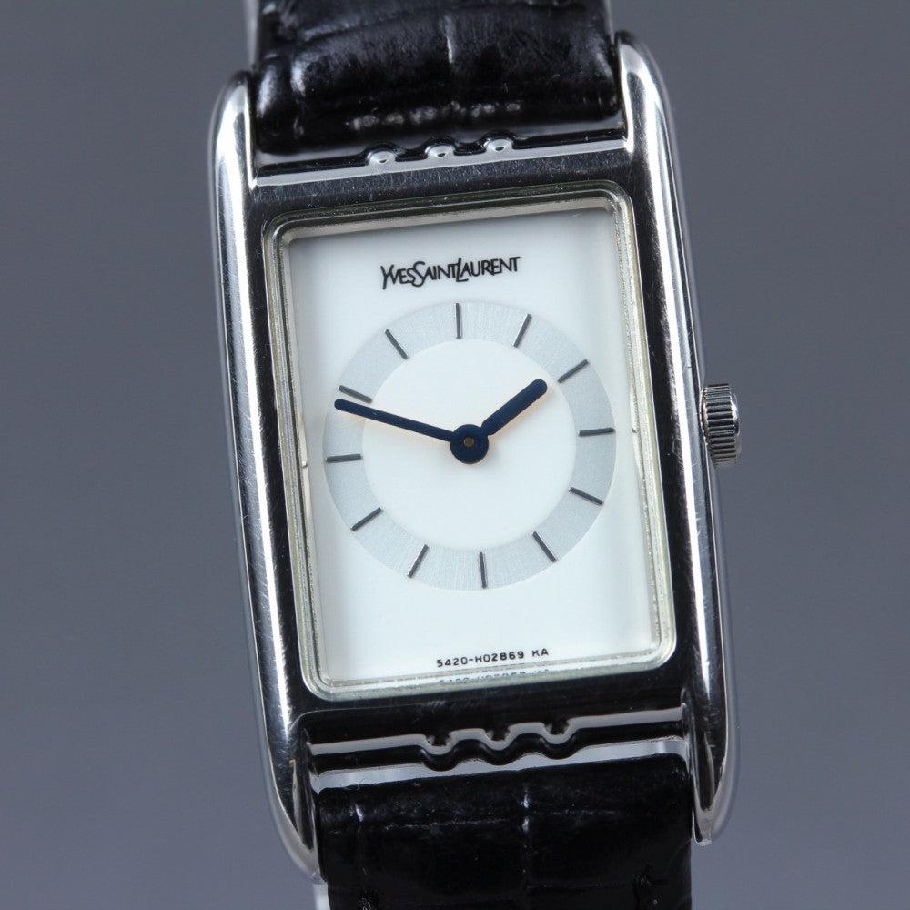 Near MINT YVES SAINT LAURENT 5420-H01067 White Quartz 17.4mm Ladies Watch