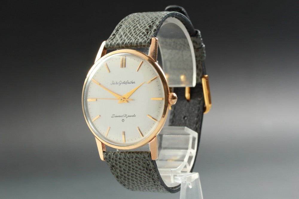 Near MINT SEIKO Gold Feather 15008F Silver Manual 35mm Men's Watch