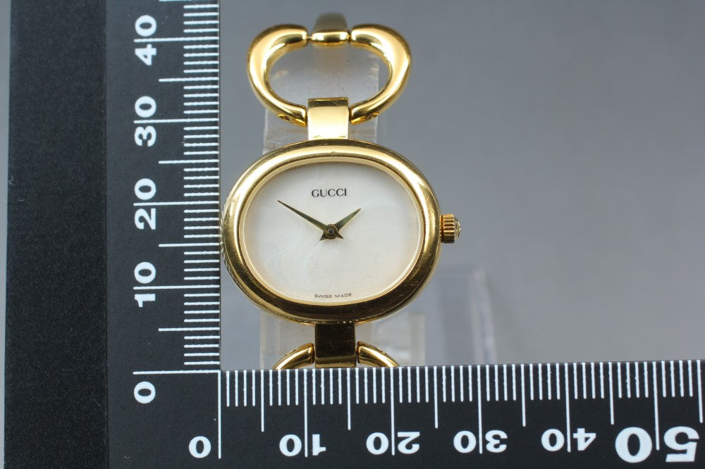 GUCCI 1600 Quartz 26mm Ladies Watch
