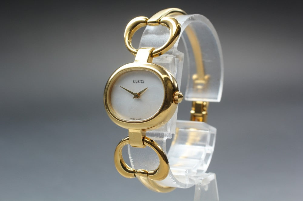 GUCCI 1600 Quartz 26mm Ladies Watch