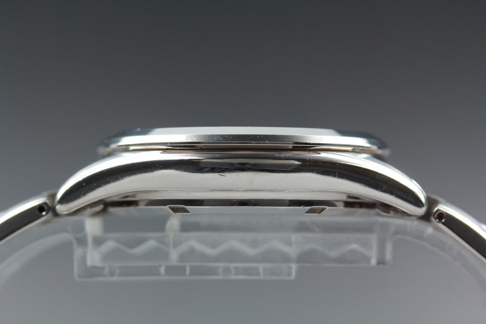 Near MINT SEIKO 7T11-0AH0 White Quartz 38.3mm Men's Watch