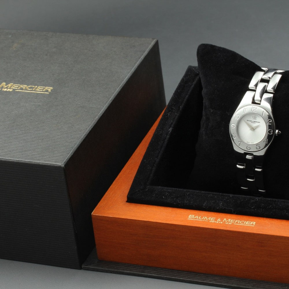 Near MINT Baume&Mercier 65305 Silver Quartz 24.4mm Ladies Watch