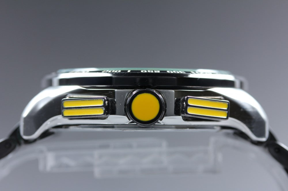 Near MINT SEIKO Pulsar VK63-X001 Black Quartz 44.5mm Men's Watch
