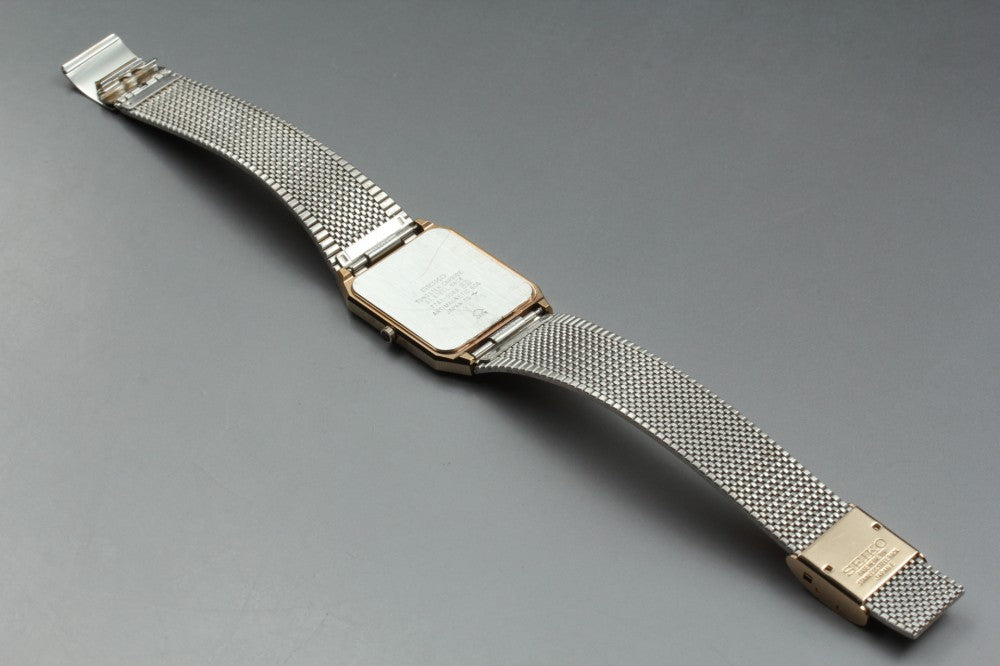 Near MINT SEIKO Dolce 7741-508A Gold Quartz 27mm Men's Watch 1987