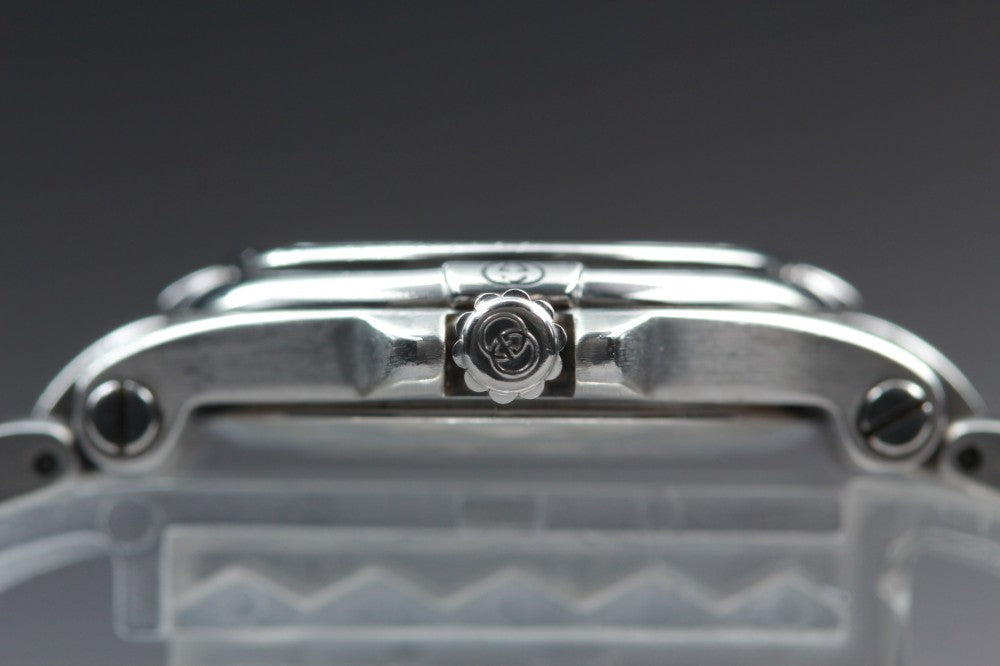 Near MINT GUCCI 9040L Black Quartz 28mm Ladies Watch