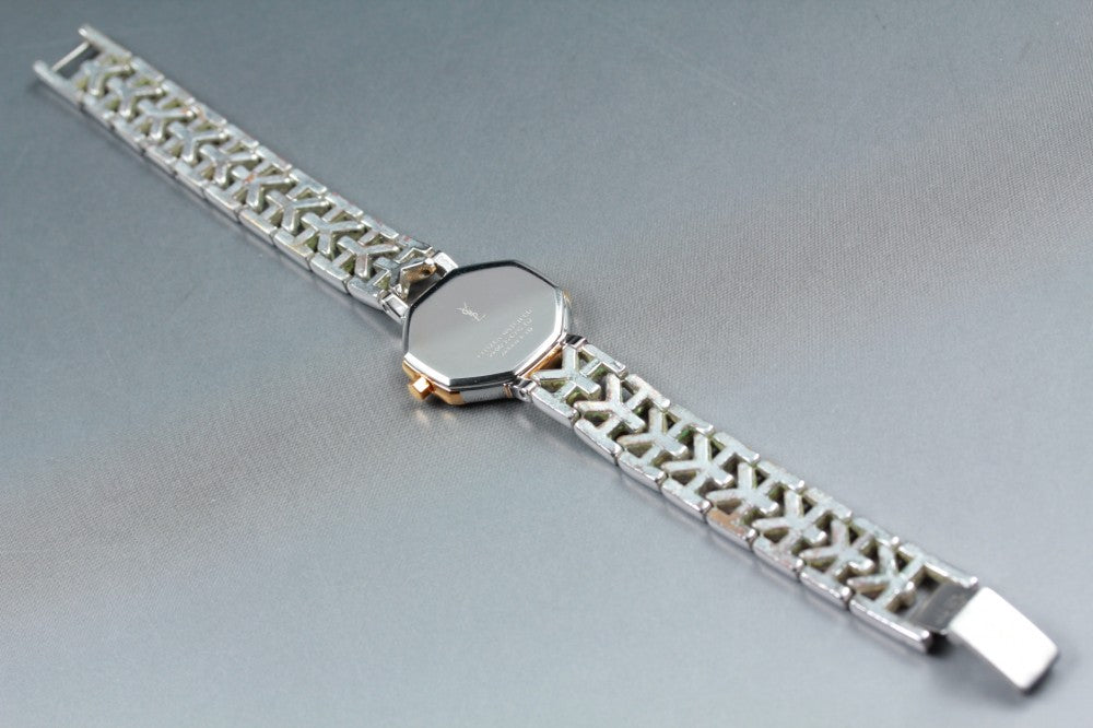 Near MINT Yves Saint Laurent 2200-226313 White Quartz 22.5mm Ladies Watch