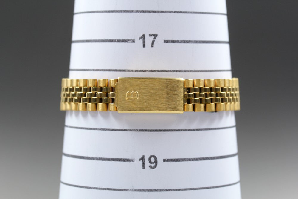Near MINT Bulova Gold Quartz 25mm Ladies Watch 1993