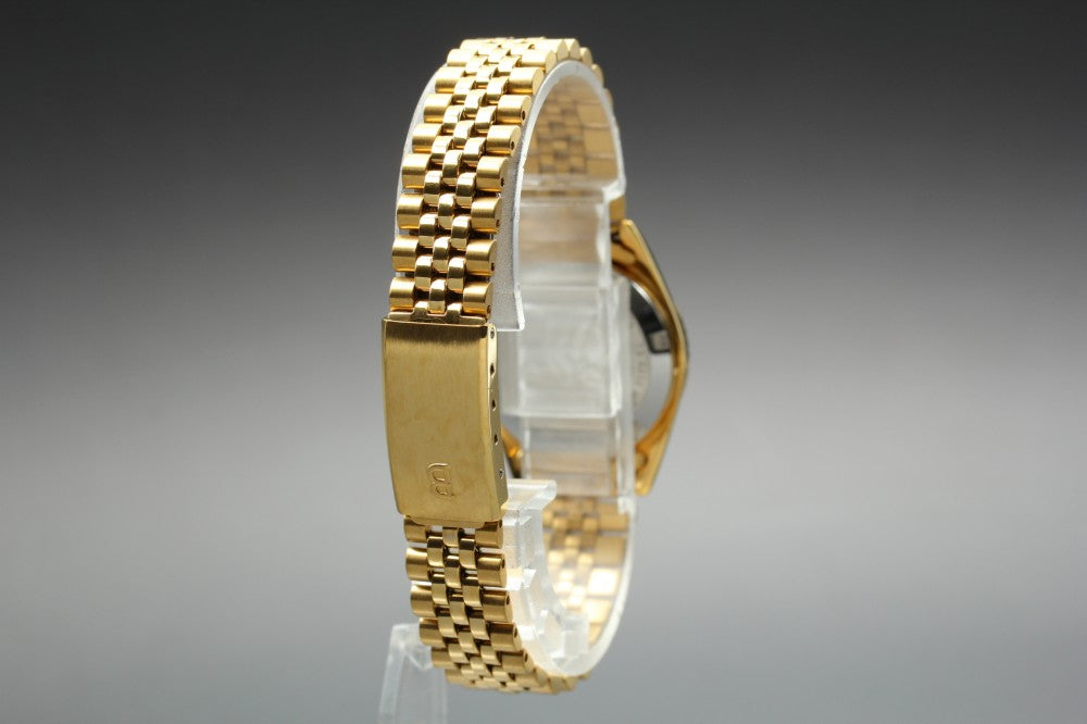 Near MINT Bulova Gold Quartz 25mm Ladies Watch 1993