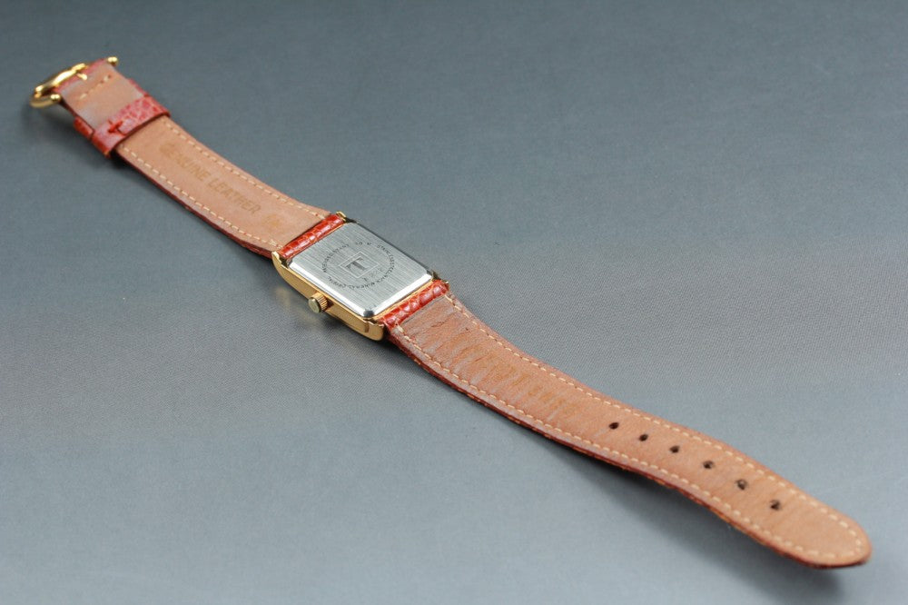Near MINT TISSOT A222 Silver Quartz 17.4mm Ladies Watch