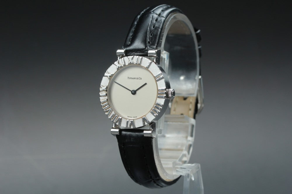 Near MINT TIFFANY&Co. Atlas L0640 Silver Quartz 24.2mm Ladies Watch