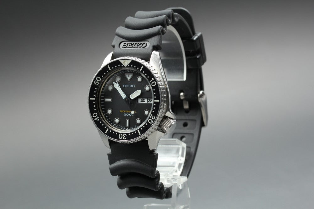 SEIKO 7C43-6010 Black Quartz 37.5mm Men's Watch 1992