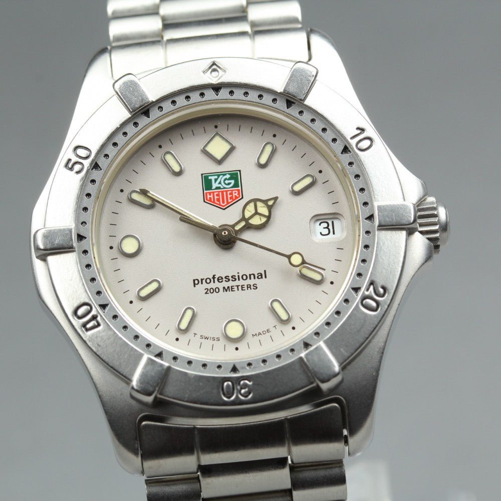 Near MINT TAG Heuer 2000 Series WE1211-R Grey Quartz 34mm Men's Watch