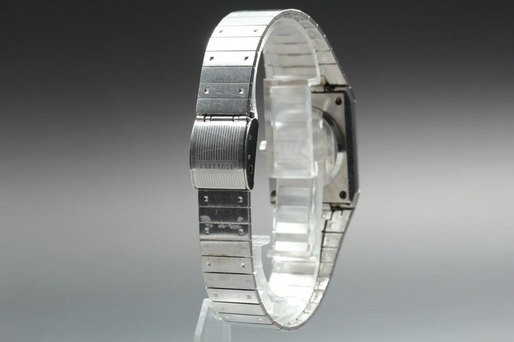 Near MINT RADO Diastar 129.0154.3 Black Quartz 27mm Ladies Watch