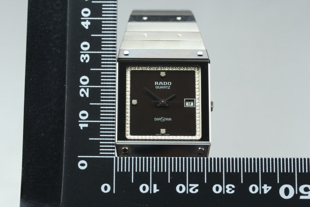 Near MINT RADO Diastar 129.0154.3 Black Quartz 27mm Ladies Watch