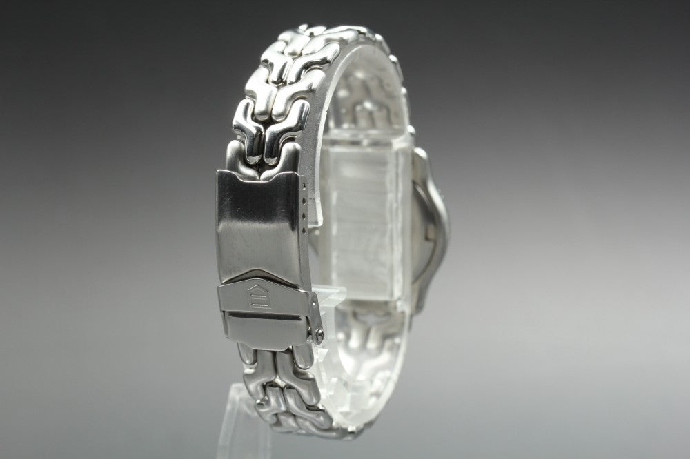 Near MINT TAG Heuer Professional S/El 200m WG1412-0 White Quartz 26mm Ladies Watch
