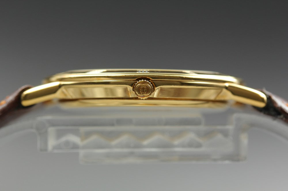 GUCCI 3000.2.M Gold Quartz 33mm Men's Watch