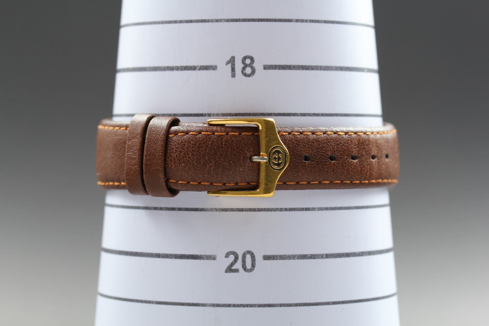 GUCCI 3000.2.M Gold Quartz 33mm Men's Watch