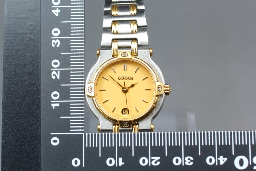GUCCI 9000L Gold Quartz 25mm Ladies Watch