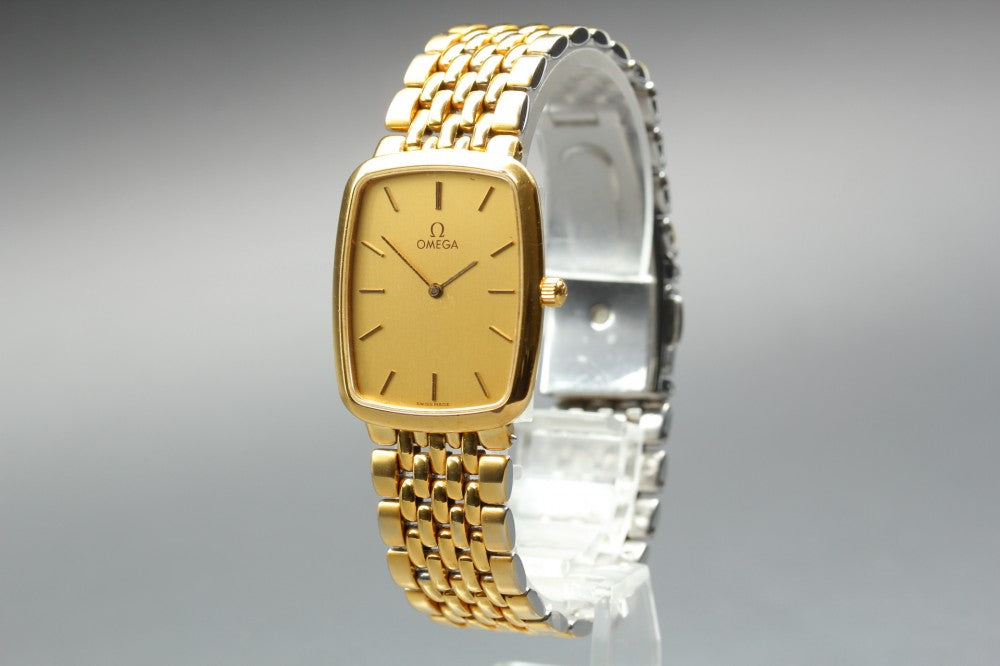 Near MINT OMEGA De Ville 395.0876 Gold Quartz 25.8mm Men's Watch