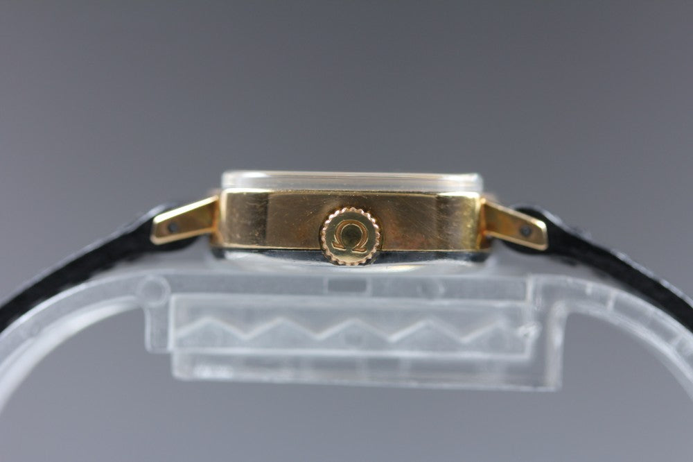 Near MINT OMEGA Geneve 511.413 Cal.625 Gold Manual 24mm Ladies Watch 1973