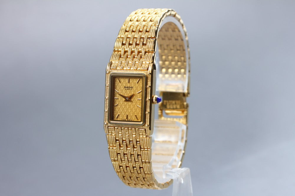 Near MINT RADO 133.9027.2 Gold Quartz 18mm Ladies Watch